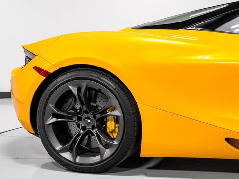 Used 2022 McLaren 720S Spider image 48