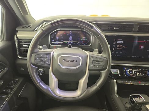 Used 2025 GMC Sierra 1500 Denali AWD/4WD image 14