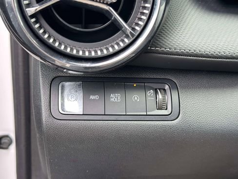 Used 2025 Chevrolet Equinox LT w/ Convenience Package II AWD/4WD image 20