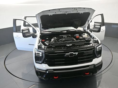 Used 2025 Chevrolet Silverado 2500 LT w/ Trail Boss Package image 84