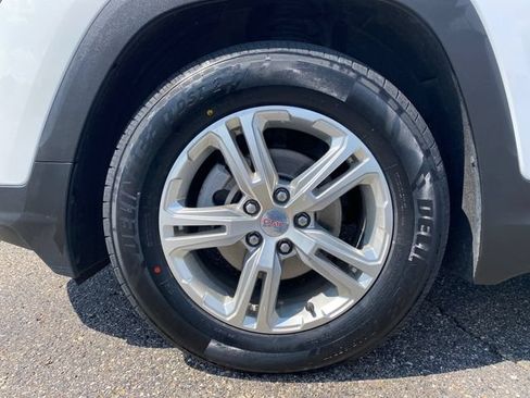 Certified 2024 GMC Terrain SLE FWD image 22