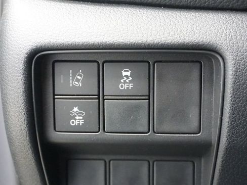 Used 2020 Honda CR-V LX image 27