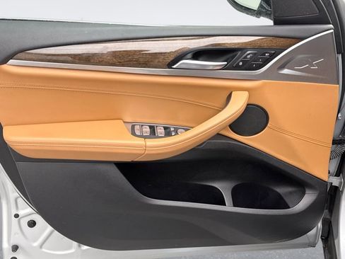 Used 2021 BMW X3 xDrive30i w/ Convenience Package image 9