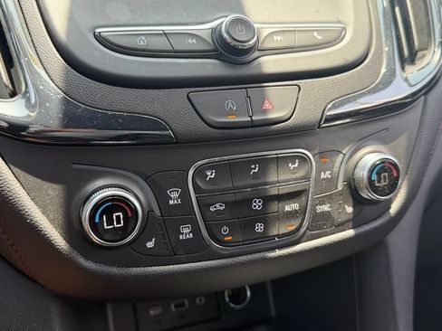 Used 2024 Chevrolet Equinox RS FWD image 20
