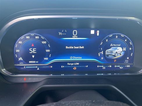 Used 2023 Chevrolet Tahoe LT w/ Luxury Package image 4