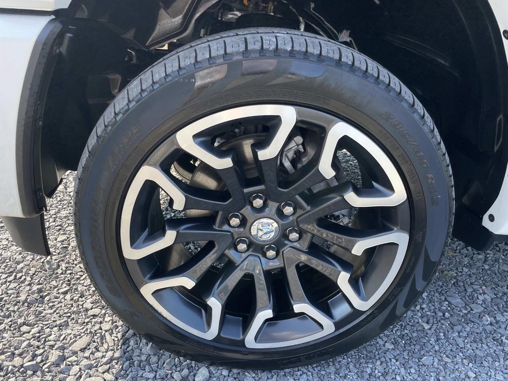Used 2025 RAM 1500 Limited AWD/4WD image 41