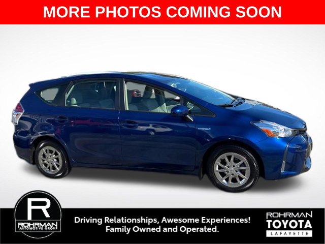 Used 2017 Toyota Prius V Four FWD image 6