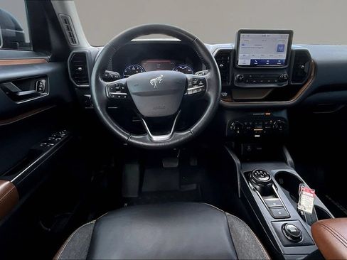Used 2022 Ford Bronco Sport Outer Banks w/ Tech Package AWD/4WD image 8