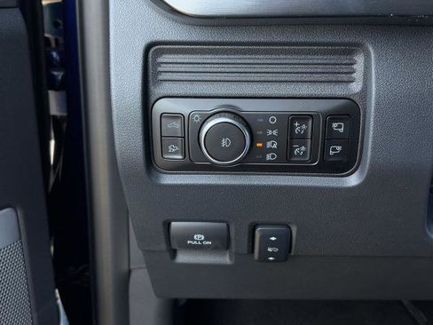 New 2026 Ford F250 Lariat w/ Black Appearance Package image 24