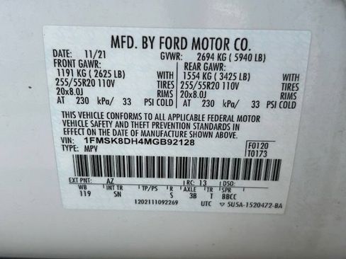 Used 2021 Ford Explorer XLT w/ Equipment Group 202A AWD/4WD image 23