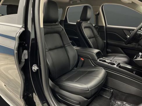 Used 2024 Lincoln Corsair AWD w/ Equipment Group 101A image 32