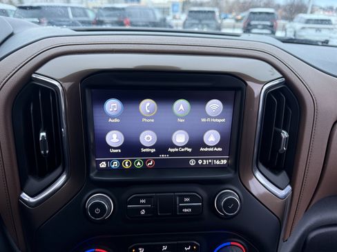 Used 2020 Chevrolet Silverado 2500 High Country image 15