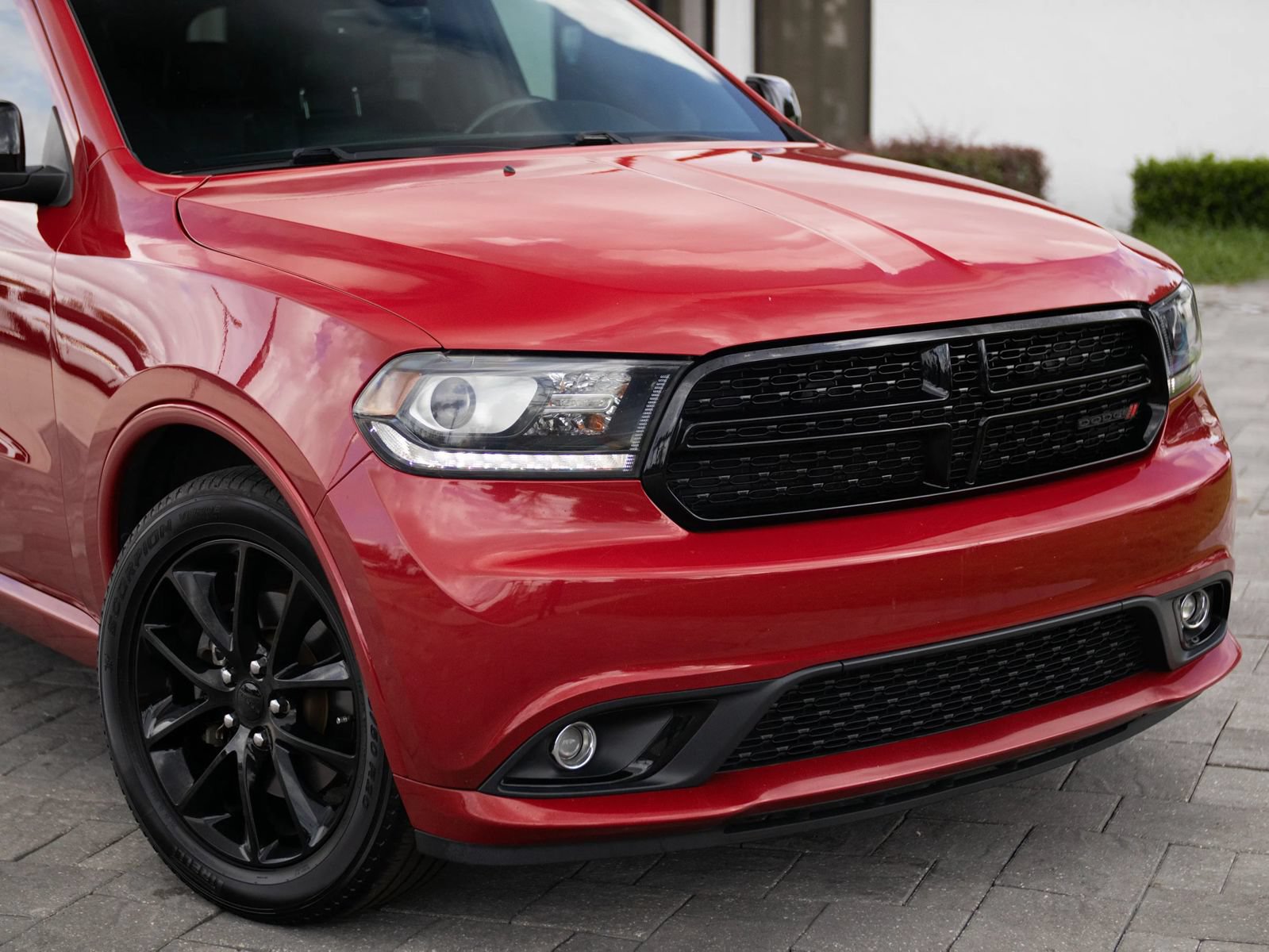 Used 2017 Dodge Durango R/T w/ Trailer Tow Group IV RWD image 2