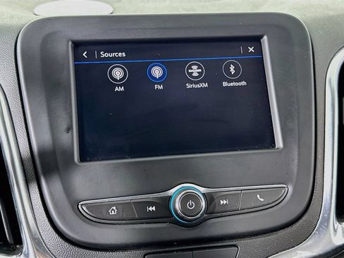 Used 2022 Chevrolet Equinox LT FWD image 15