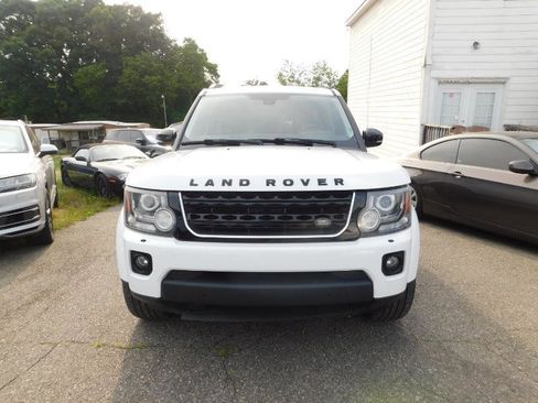 Used 2016 Land Rover LR4 HSE AWD/4WD image 2