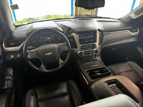 Used 2020 Chevrolet Suburban Premier w/ Max Trailering Package AWD/4WD image 26