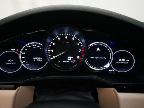 Certified 2019 Porsche Cayenne E-Hybrid image 19