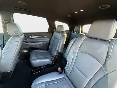 Used 2024 Buick Enclave Premium image 15
