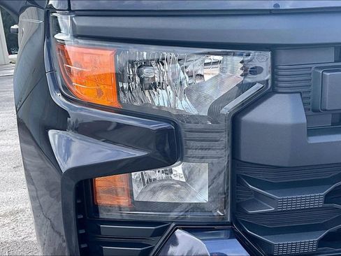 Used 2022 Chevrolet Silverado 1500 Custom Trail Boss AWD/4WD image 30