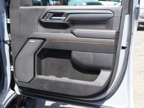 Used 2024 GMC Sierra 2500 AT4 w/ AT4 Premium Plus Package AWD/4WD image 46