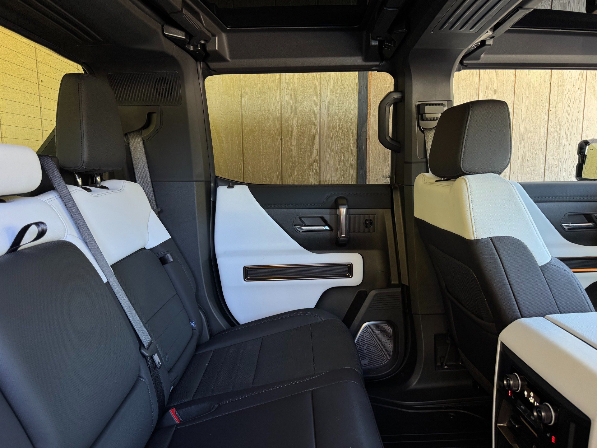 Used 2025 GMC Hummer EV 3X w/ Extreme Off-Road Package AWD/4WD image 43