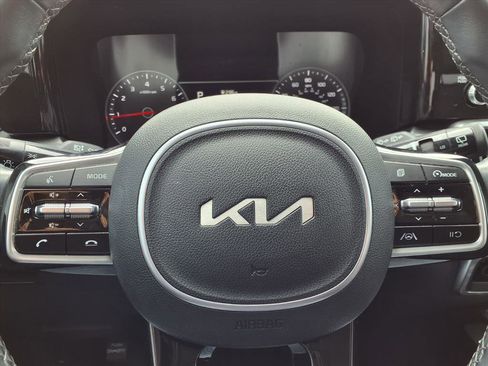 Used 2023 Kia Sorento S w/ Panoramic Sunroof Package FWD image 13