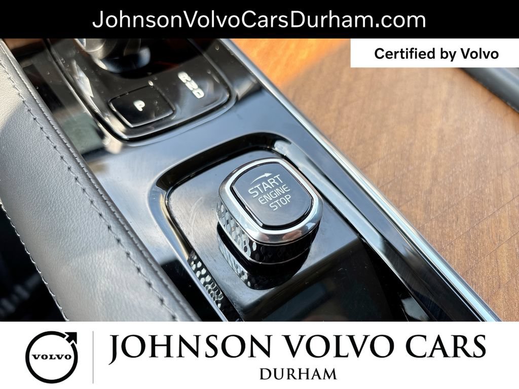 Used 2025 Volvo XC90 B6 Plus AWD/4WD image 19