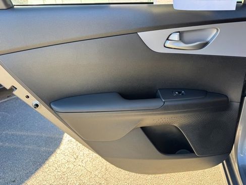 Certified 2024 Kia Forte LXS image 12
