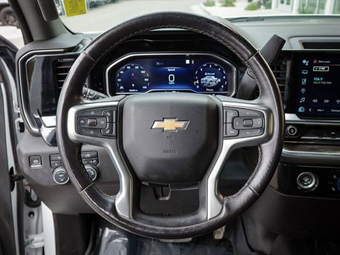Used 2022 Chevrolet Silverado 1500 LT w/ Protection Package AWD/4WD image 20