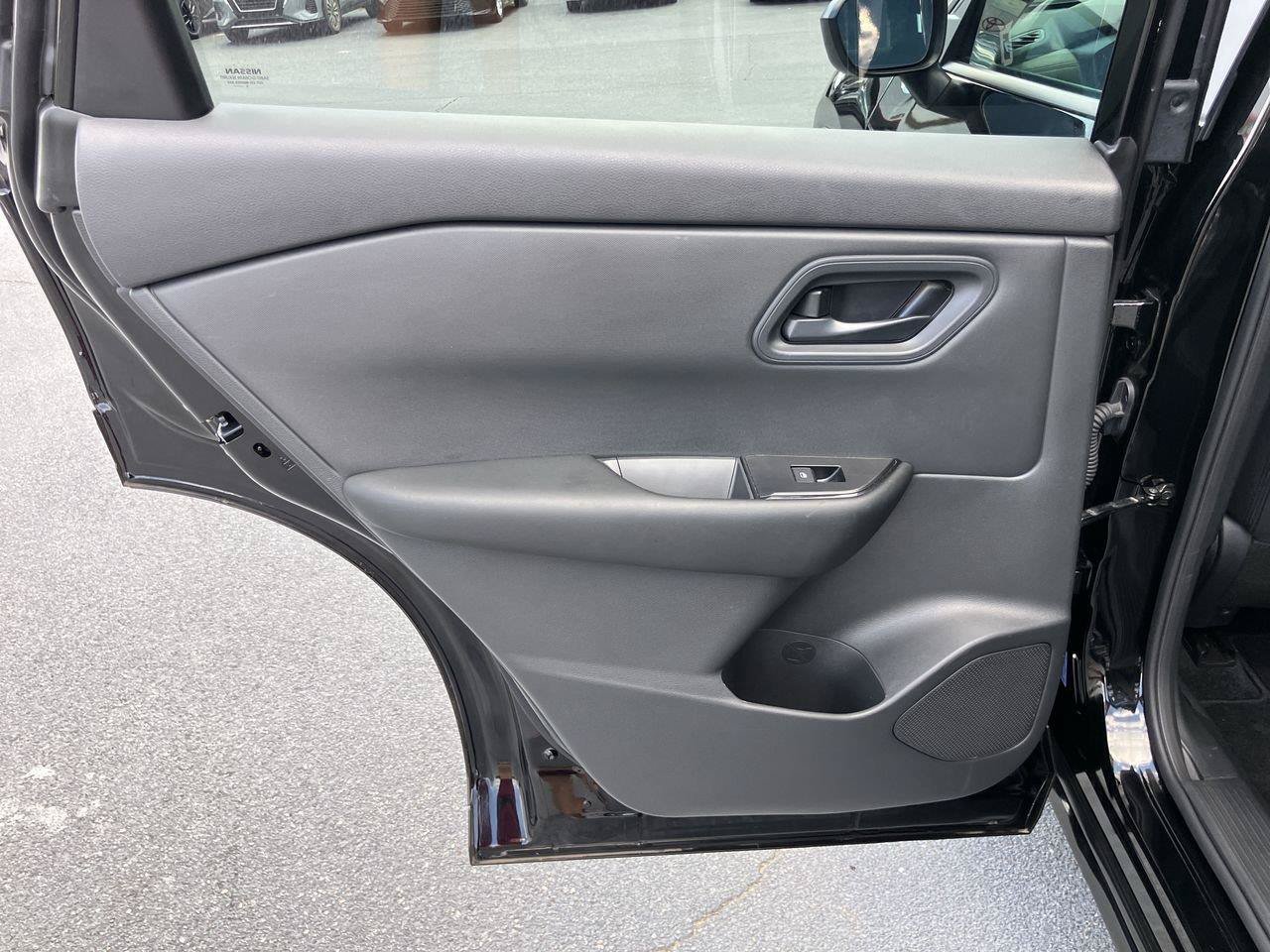 Used 2026 Nissan Rogue S FWD image 21
