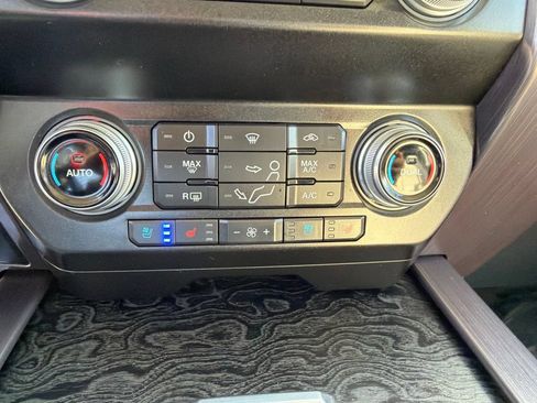 Used 2020 Ford F450 Limited AWD/4WD image 33