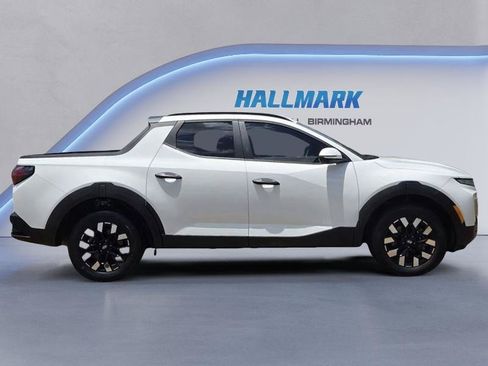 Used 2026 Hyundai Santa Cruz SEL FWD image 3