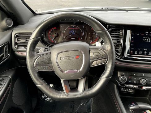 Used 2023 Dodge Durango GT image 5