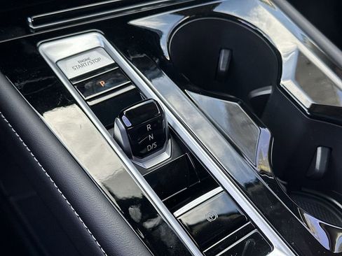 New 2026 Volkswagen Atlas SE image 20