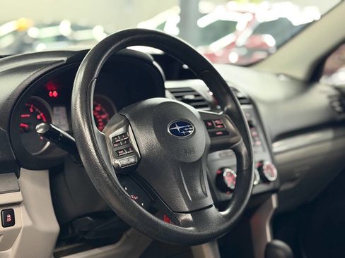 Used 2014 Subaru Forester 2.5i Premium w/ Popular Package #1 AWD/4WD image 4