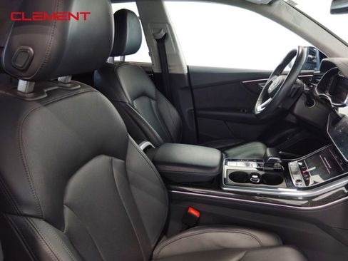 Used 2019 Audi Q8 Prestige image 38