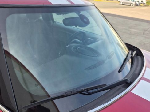 Used 2015 MINI Cooper 2-Door Hardtop image 24