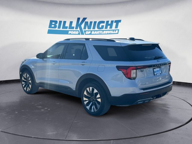 Used 2026 Ford Explorer Active w/ Active Comfort Package AWD/4WD image 3