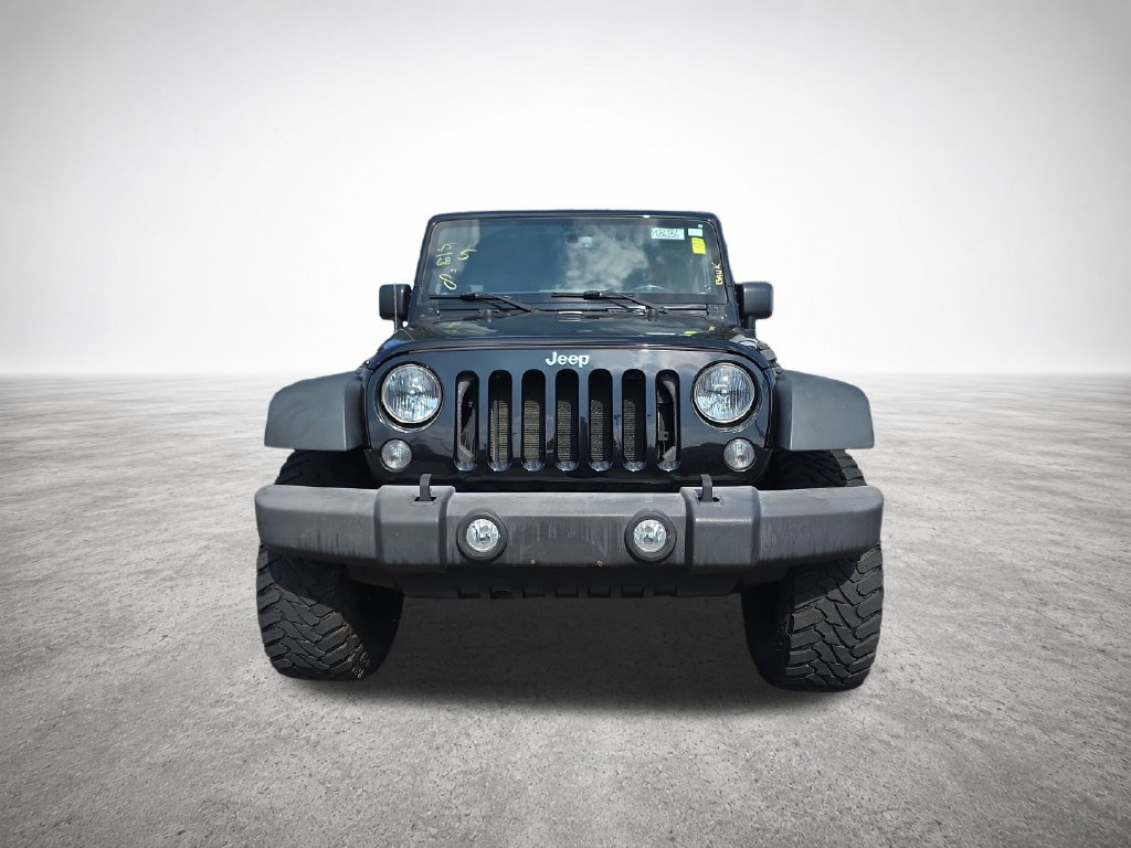 Used 2015 Jeep Wrangler Unlimited Rubicon w/ Dual Top Group AWD/4WD image 3