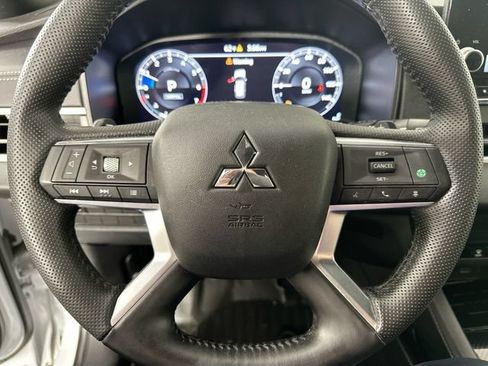 Used 2024 Mitsubishi Outlander SE Black Edition AWD/4WD image 20