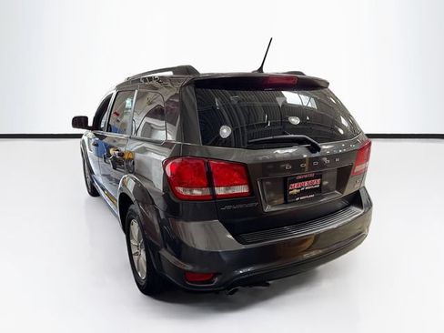 Used 2016 Dodge Journey SXT w/ Comfort/Convenience Group FWD image 8