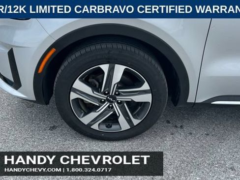 Used 2023 Kia Sorento EX AWD/4WD image 9
