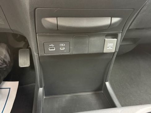Used 2025 Honda Odyssey Sport-L image 24