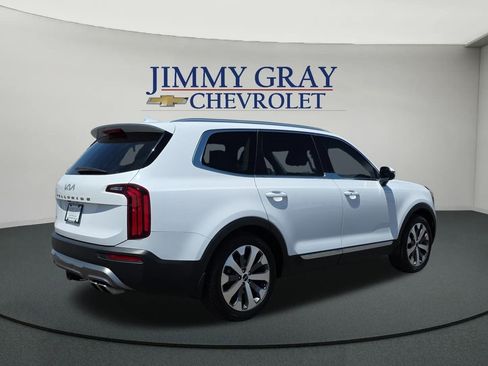 Used 2022 Kia Telluride EX w/ EX Premium Package FWD image 5
