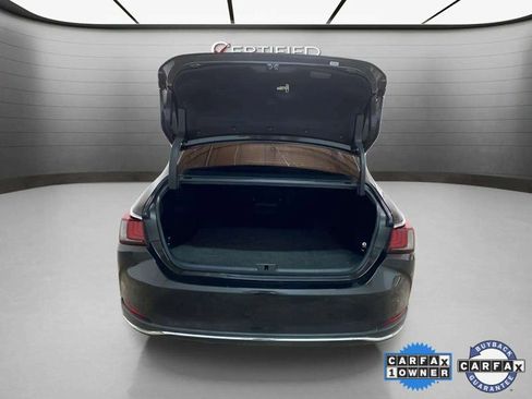 Used 2023 Lexus ES 300h w/ Premium Package image 7