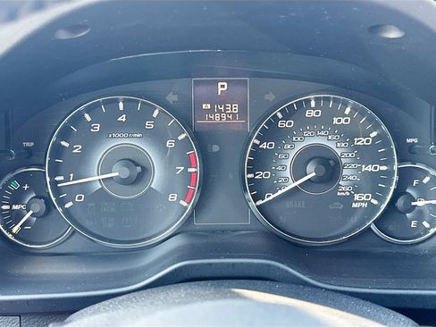 Used 2010 Subaru Outback 3.6R Limited AWD/4WD image 14