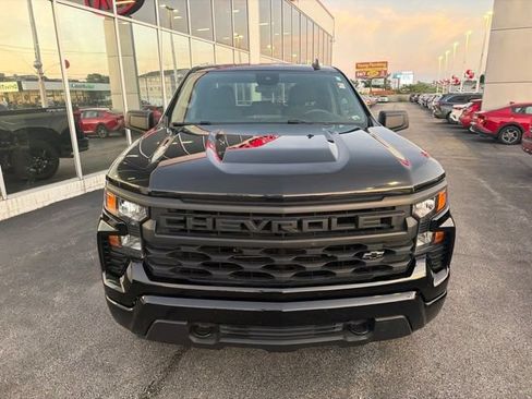 Used 2023 Chevrolet Silverado 1500 Custom w/ LPO, Dark Essentials Package AWD/4WD image 3