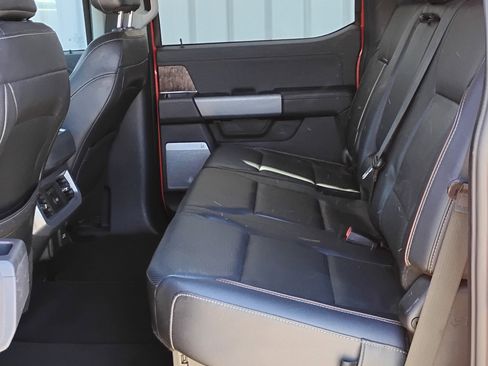 Used 2023 Ford F250 Lariat w/ Sport Appearance Package AWD/4WD image 11