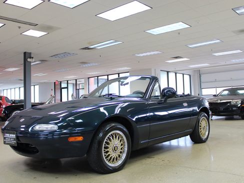 Used 1996 MAZDA MX-5 Miata image 26