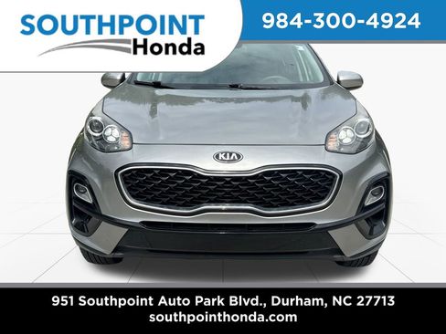 Used 2020 Kia Sportage LX AWD/4WD image 2